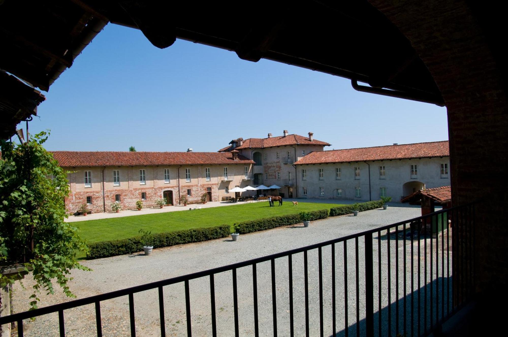 Hotel Antico Podere Propano Saluzzo Exterior foto